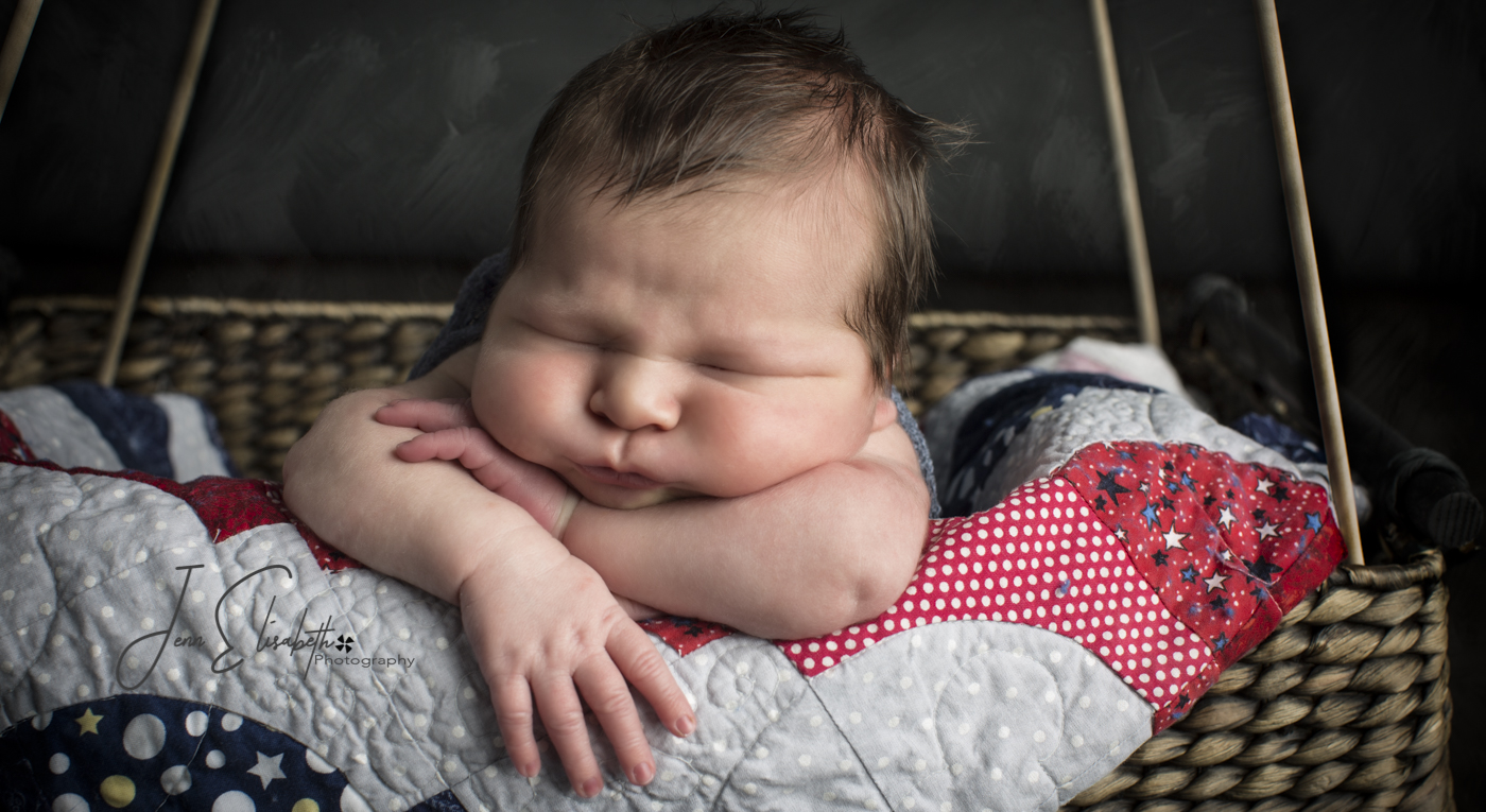 jenn-elisabeth-photography-newborn-family-portraits-5