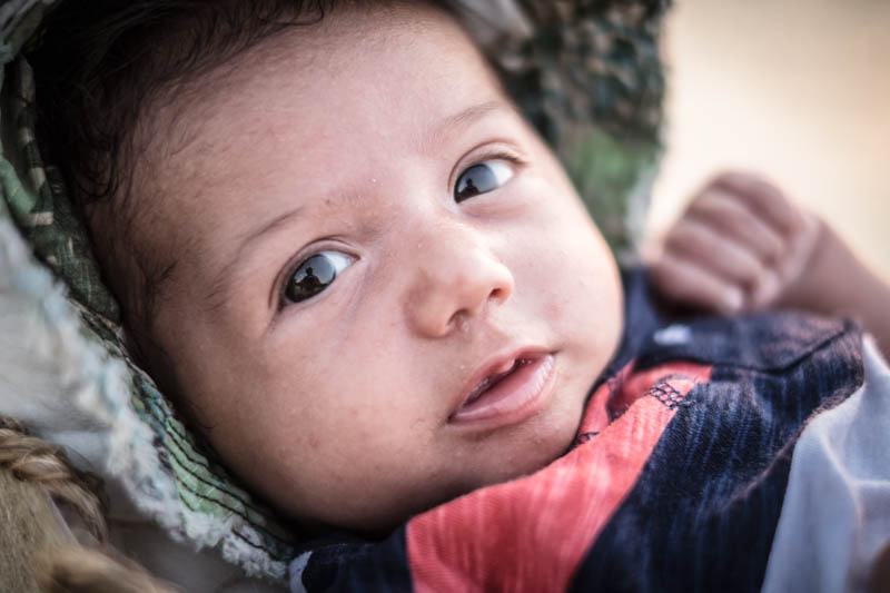 by-jmill-photography-newborn-canoe-21