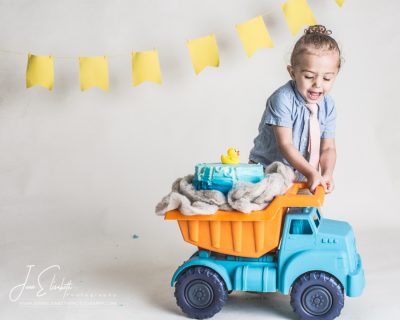 Cake Smash Portraits